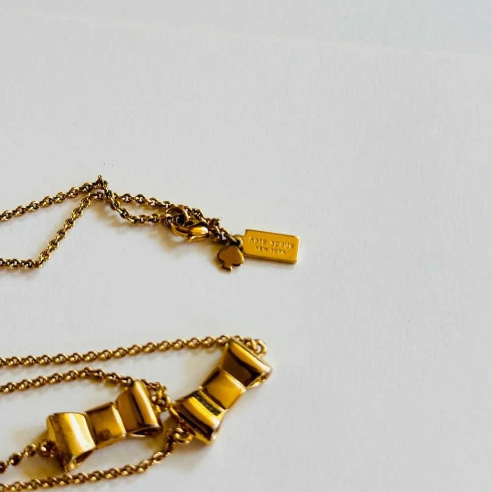 Kate Spade New York Take A Bow Necklace‎ Scatter Long Gold Chain Rare Statement